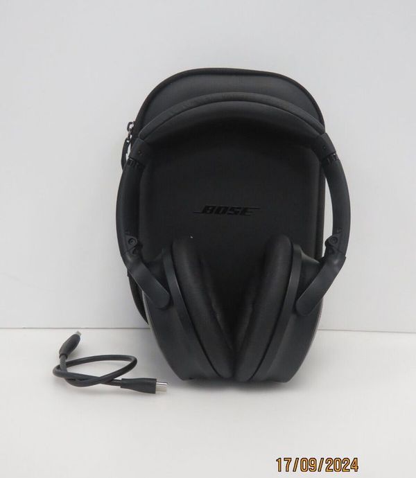 Bose QuietComfort 45 2.jpeg